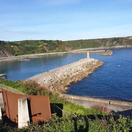 Apartamentos Turisticos Vistademar Luarca Luaran gambar