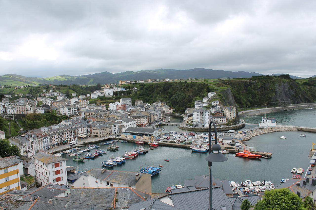 Apartamentos Turisticos Vistademar Luarca Luaran gambar