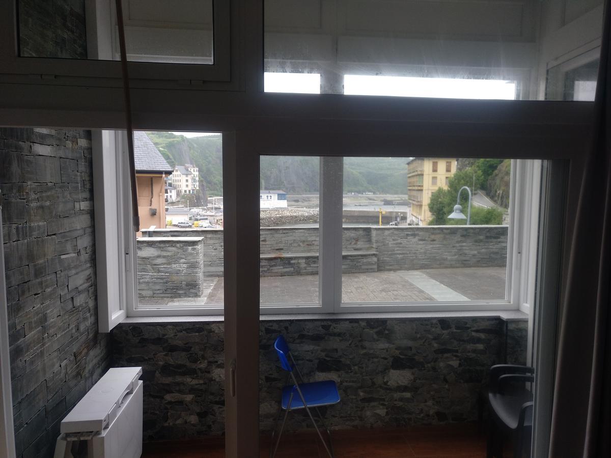 Apartamentos Turisticos Vistademar Luarca Luaran gambar